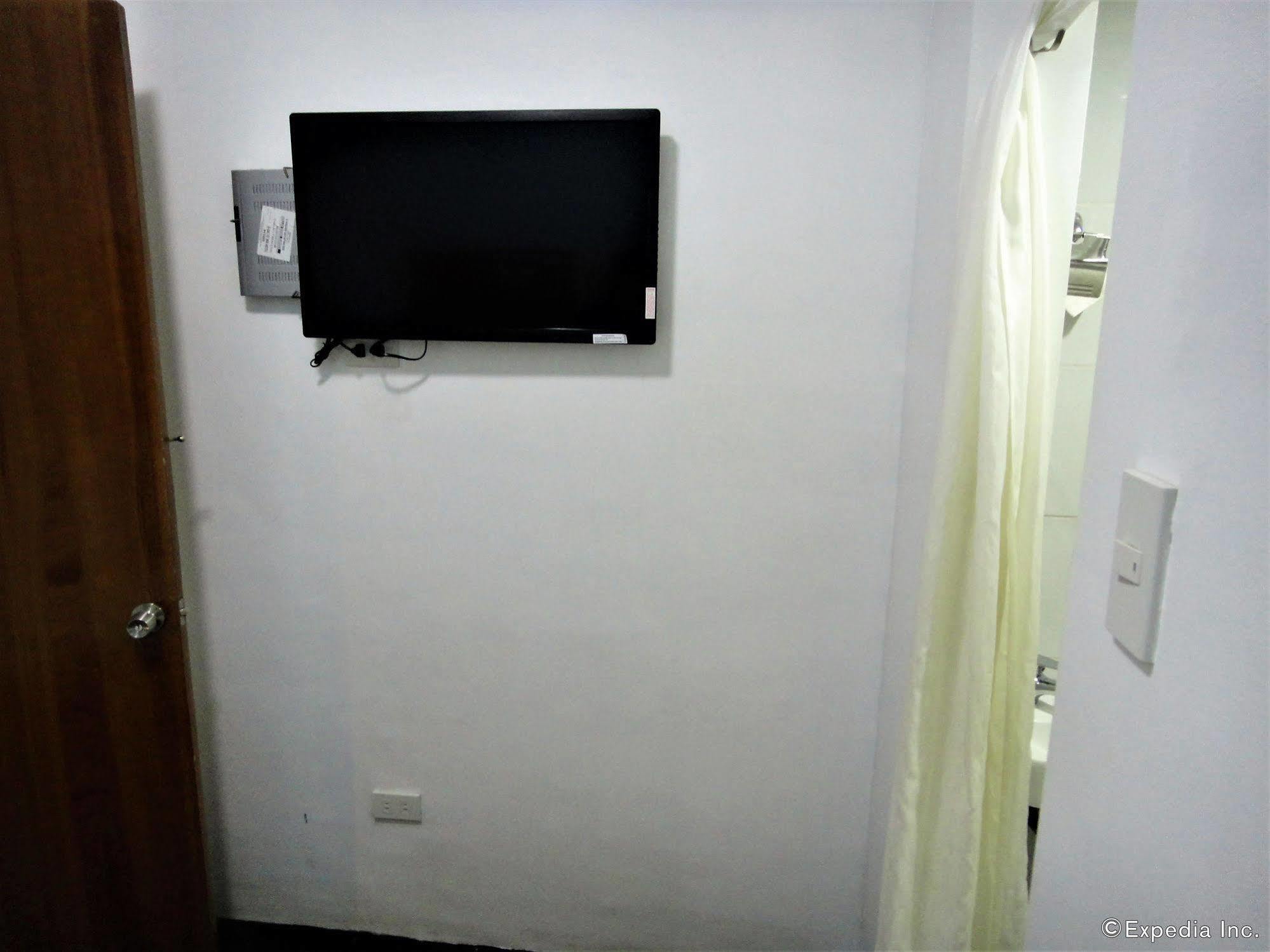 G-Galyx Inn Hotel คากายันเดโอโร ภายนอก รูปภาพ