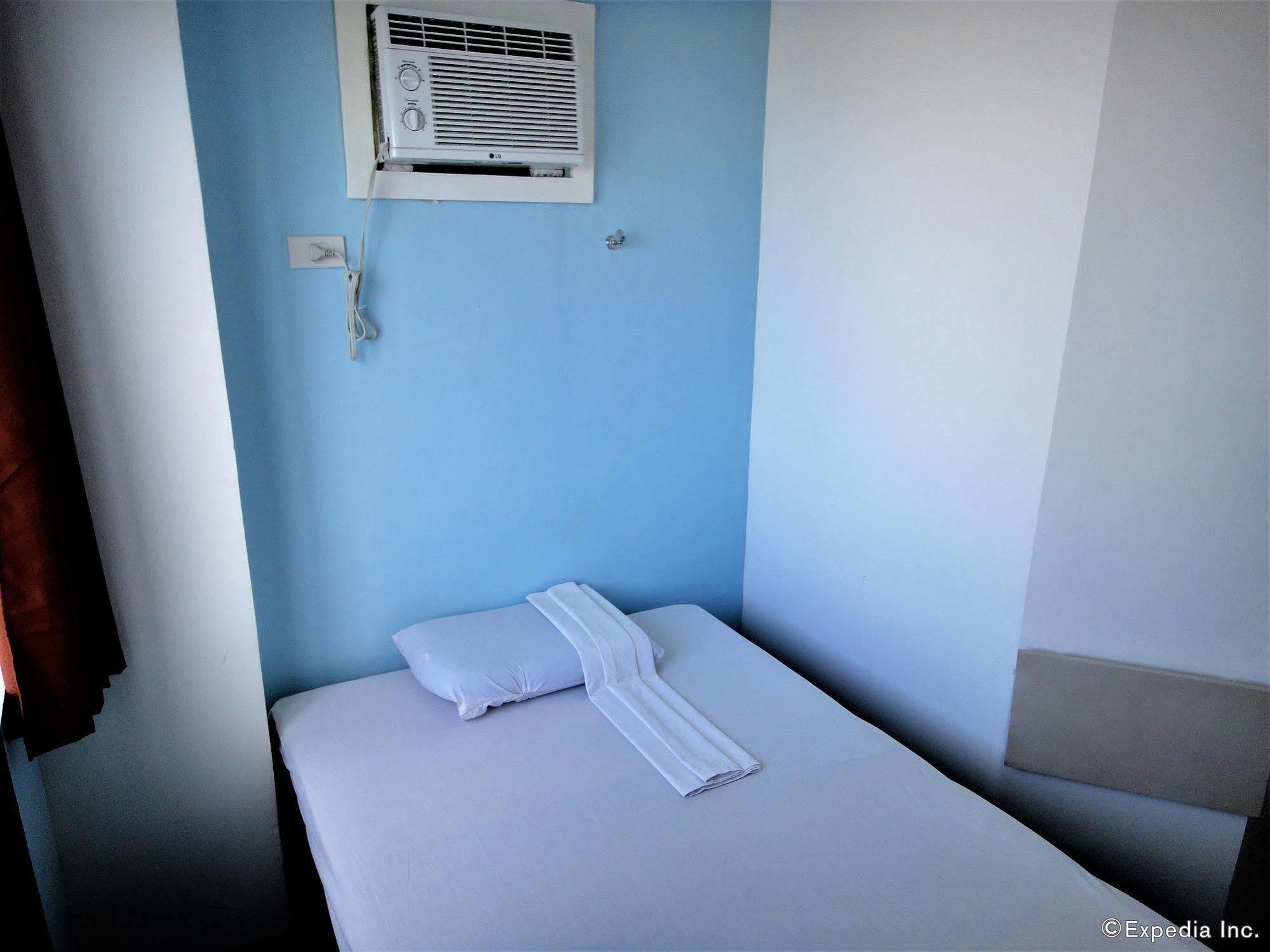 G-Galyx Inn Hotel คากายันเดโอโร ภายนอก รูปภาพ