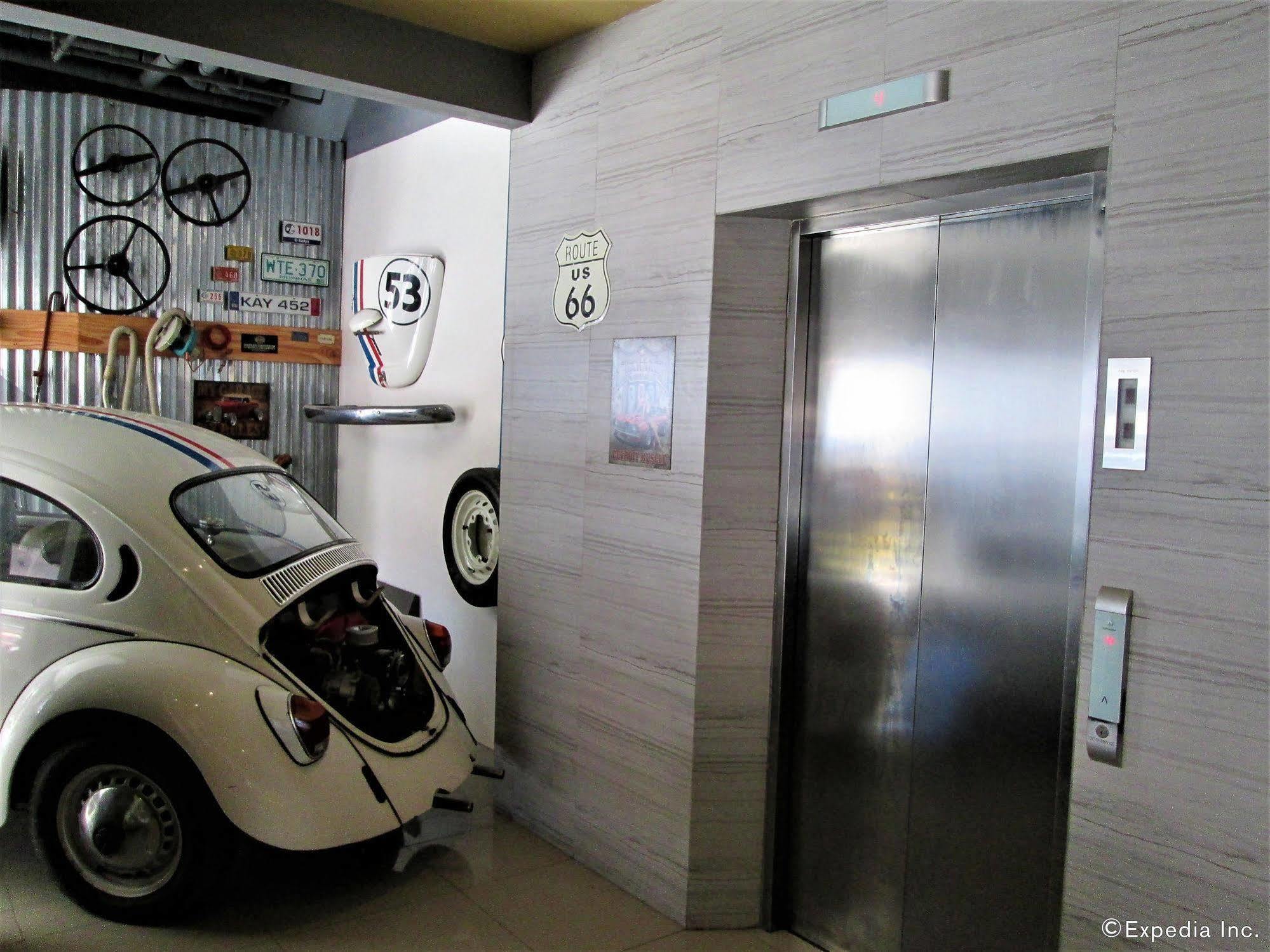G-Galyx Inn Hotel คากายันเดโอโร ภายนอก รูปภาพ